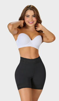 Short faja puesto, look real