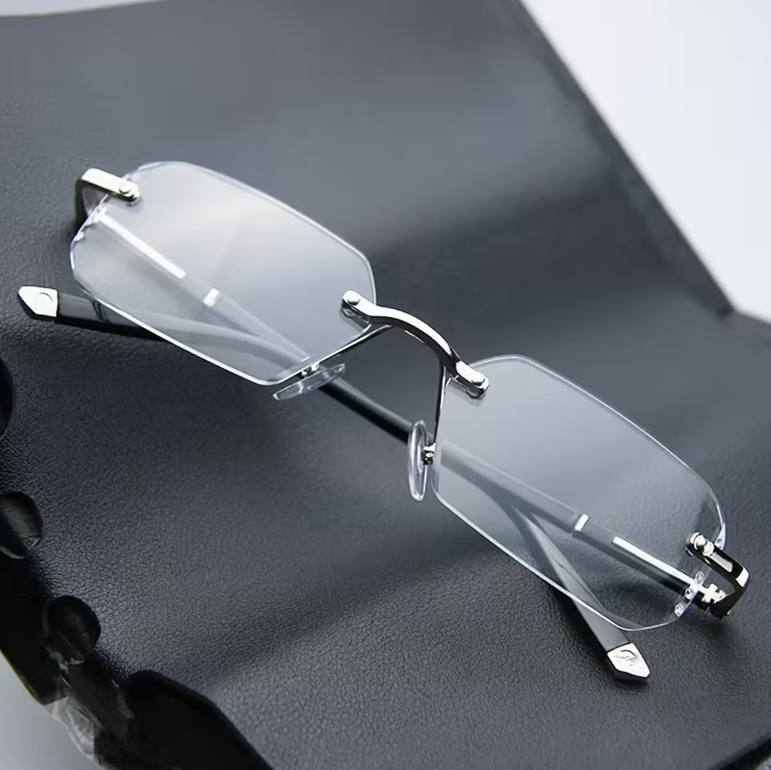 Lentes con su estuche